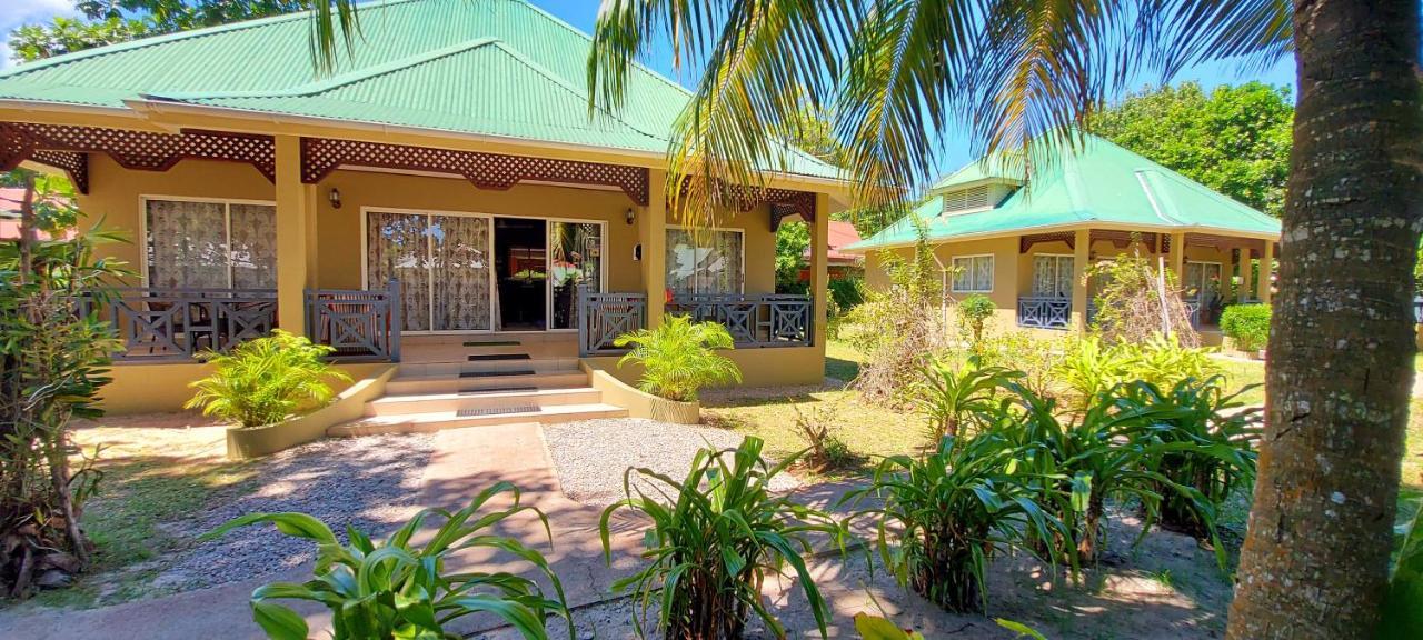 Hostellerie ลาดิก ภายนอก รูปภาพ