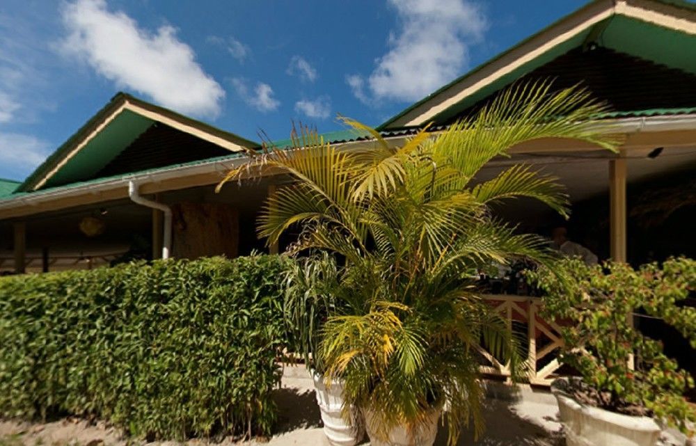 Hostellerie ลาดิก ภายนอก รูปภาพ